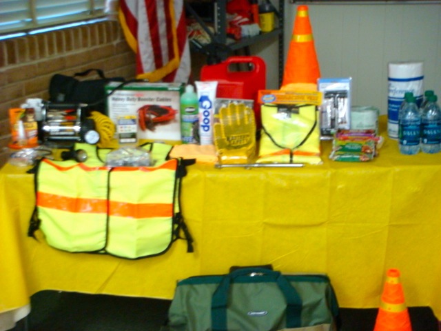 DE38 Vehicle Safety Kit